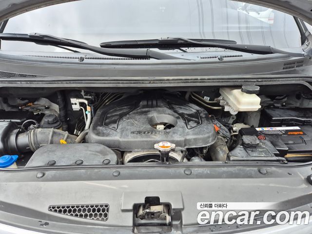 Hyundai Starex 2016 — photo 7