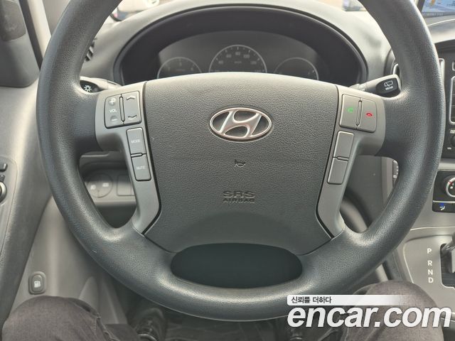 Hyundai Starex 2016 — photo 13