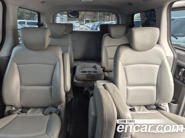 Hyundai Starex 2016 — photo 15