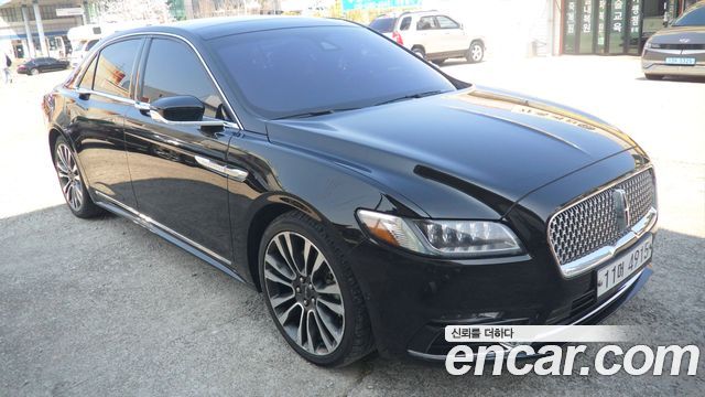 Lincoln Continental 2018 — photo 3