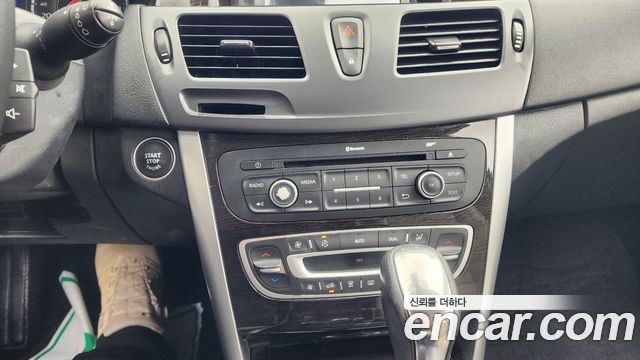 Renault Korea SM5  2014 — photo 15
