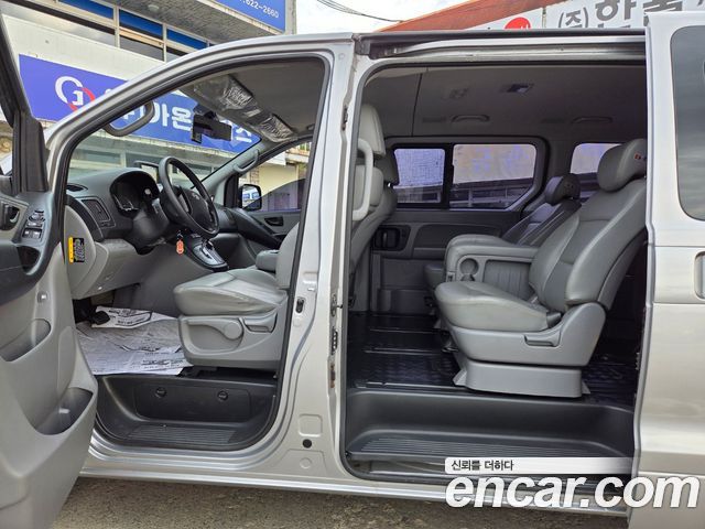 Hyundai Starex 2016 — photo 5