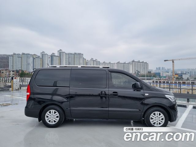 Hyundai Starex 2020 — photo 3