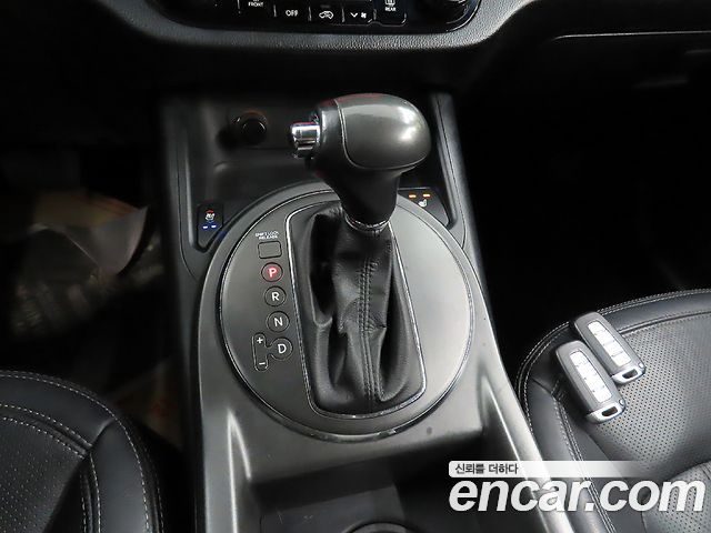 Kia Sportage 2012 — photo 12