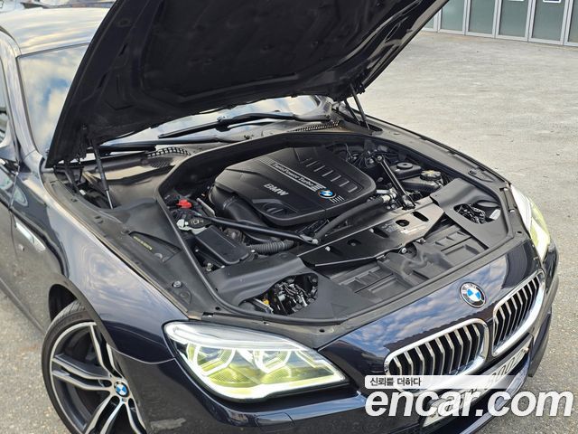 BMW 6-Series 2018 — photo 20