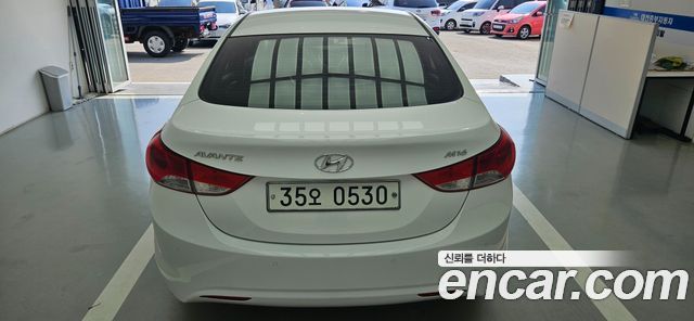 Hyundai AVANTE 2012 — photo 5