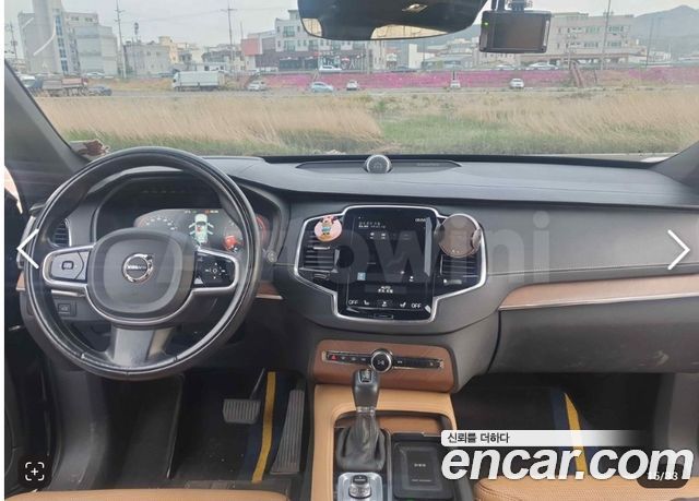 Volvo XC90 2017 — photo 9