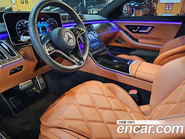 Mercedes-Benz S-Class 2023 — photo 9