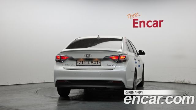 Hyundai Sonata 2016 — photo 4