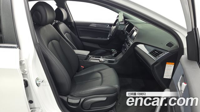 Hyundai Sonata 2016 — photo 10