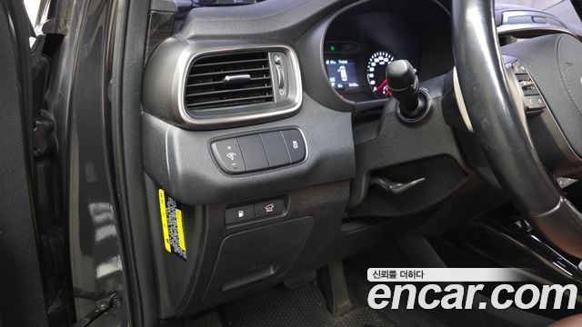Kia Sorento 2018 — photo 19