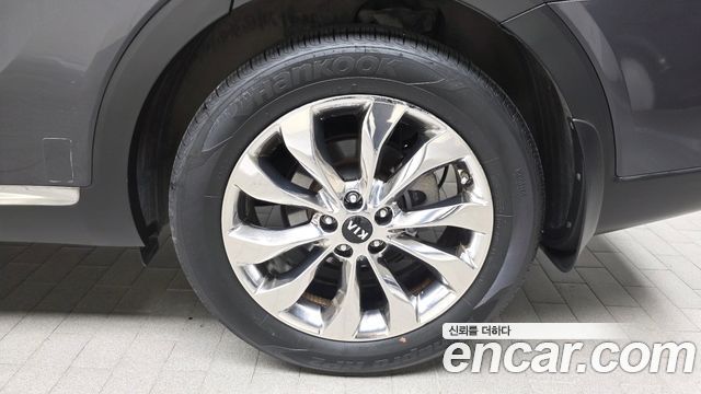 Kia Sorento 2018 — photo 7