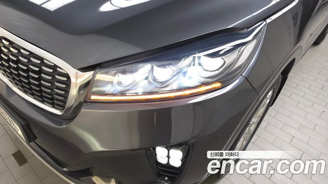 Kia Sorento 2018 — photo 8