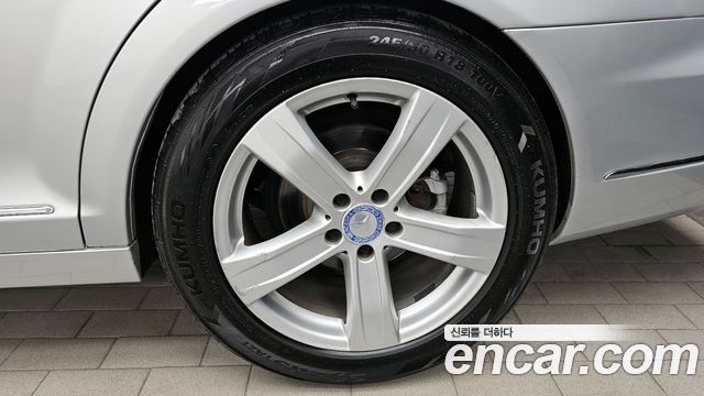 Mercedes-Benz S-Class 2010 — photo 5