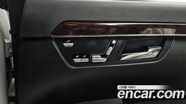 Mercedes-Benz S-Class 2010 — photo 19