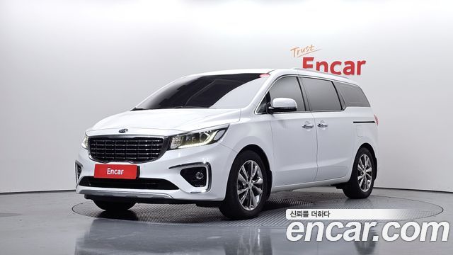Kia Canival 2020 — photo 1
