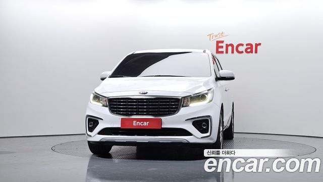 Kia Canival 2020 — photo 3