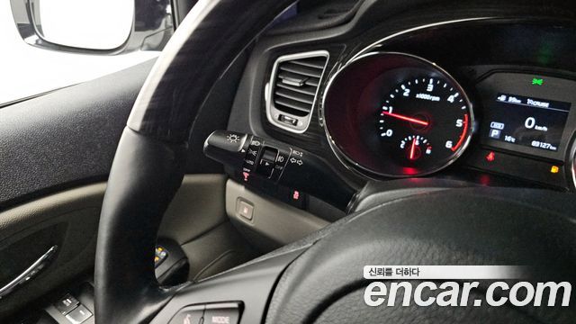 Kia Canival 2020 — photo 22