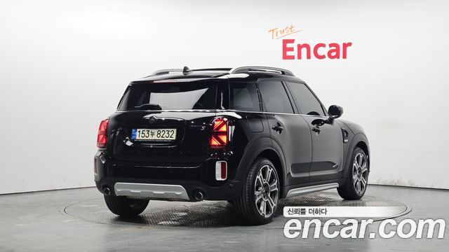 Mini Countryman 2021 — photo 2