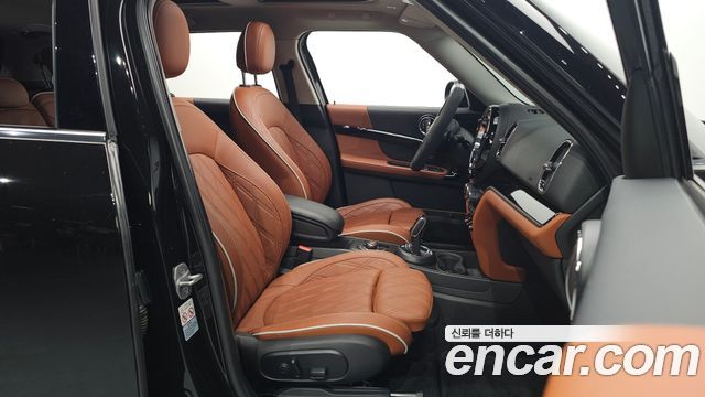 Mini Countryman 2021 — photo 10
