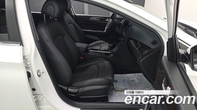 Hyundai Sonata 2017 — photo 12