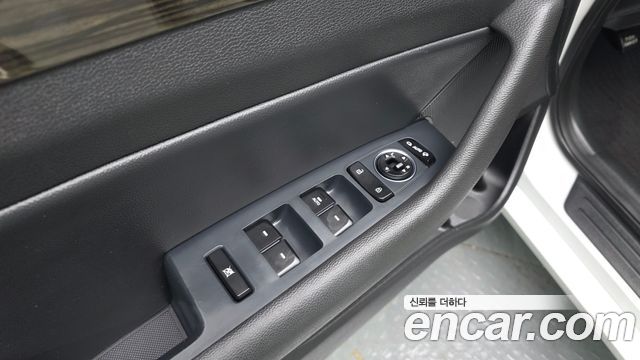 Hyundai Sonata 2017 — photo 13