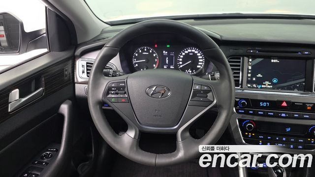 Hyundai Sonata 2017 — photo 15