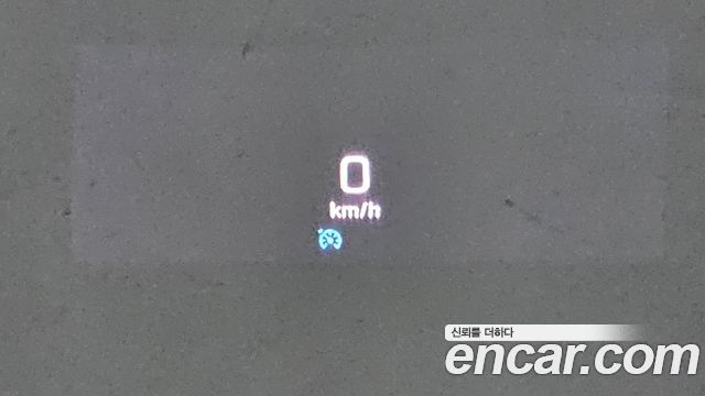 Mercedes-Benz E-Class 2019 — photo 17