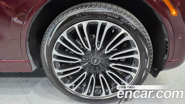 Lincoln Aviator 2022 — photo 5