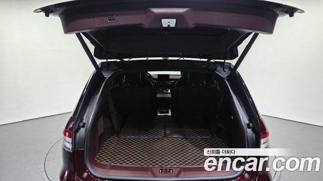 Lincoln Aviator 2022 — photo 20