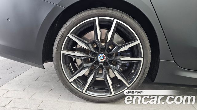 BMW 8-Series 2022 — photo 5