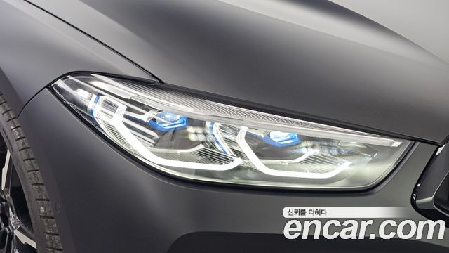 BMW 8-Series 2022 — photo 8