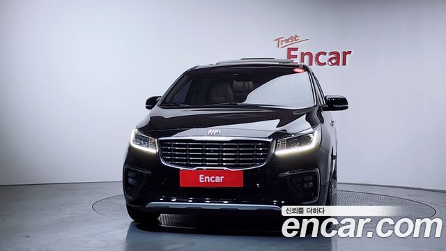 Kia Canival 2020 — photo 3
