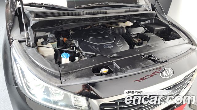 Kia Canival 2020 — photo 6