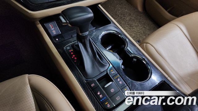 Kia Canival 2020 — photo 12