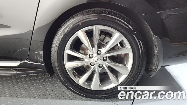 Kia Canival 2020 — photo 7