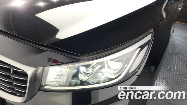 Kia Canival 2020 — photo 8