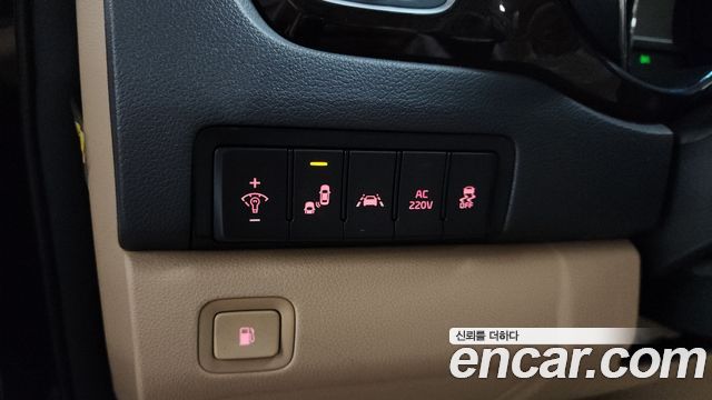 Kia Canival 2020 — photo 20