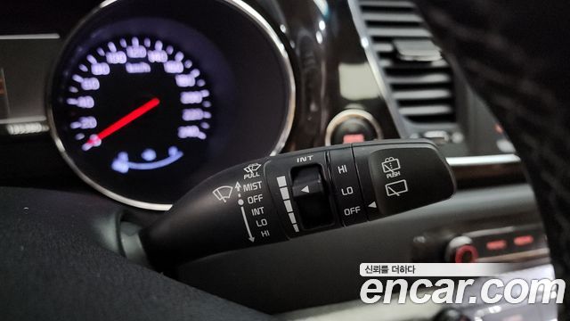 Kia Canival 2020 — photo 21
