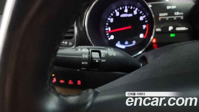 Kia Canival 2020 — photo 22