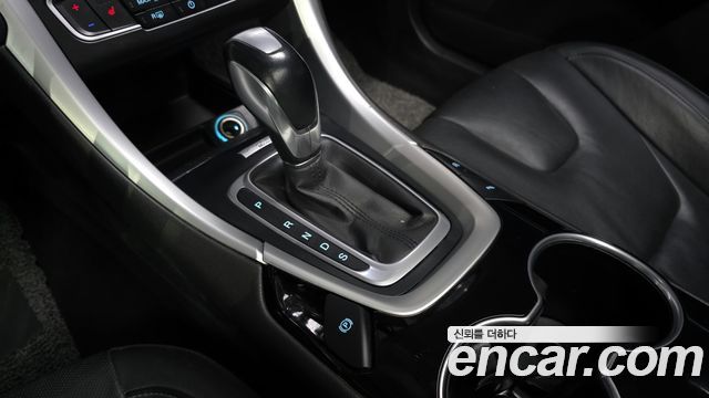 Ford Mondeo 2015 — photo 9