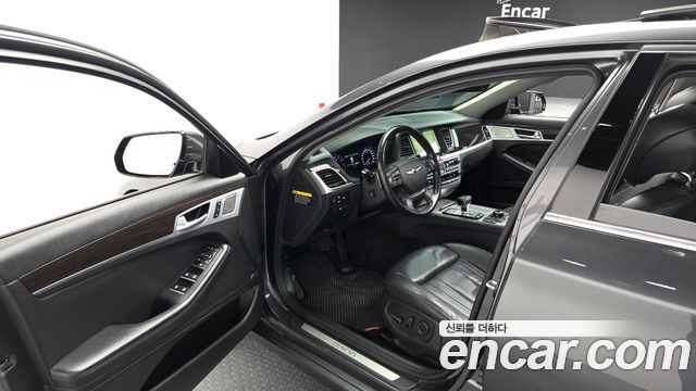 Genesis G80 2017 — photo 10