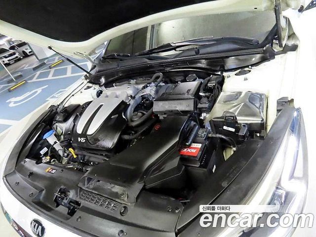Kia K7 2016 — photo 19