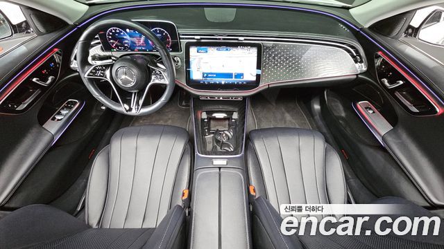 Mercedes-Benz E-Class 2024 — photo 7