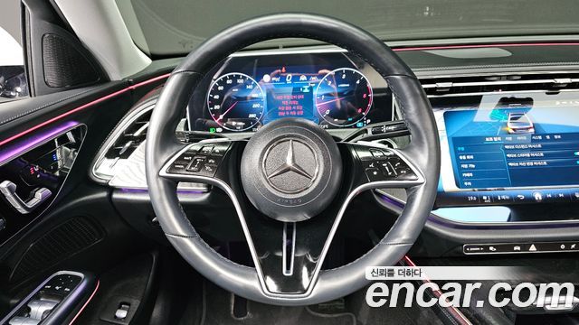 Mercedes-Benz E-Class 2024 — photo 15