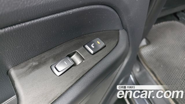 KG Mobility Rexton 2018 — photo 25