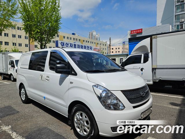Hyundai Starex 2012 — photo 2