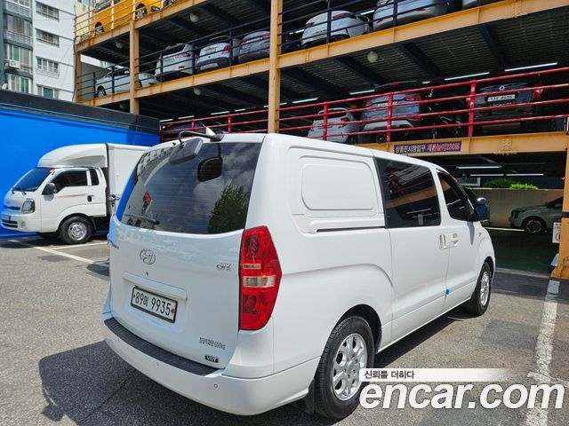 Hyundai Starex 2012 — photo 4