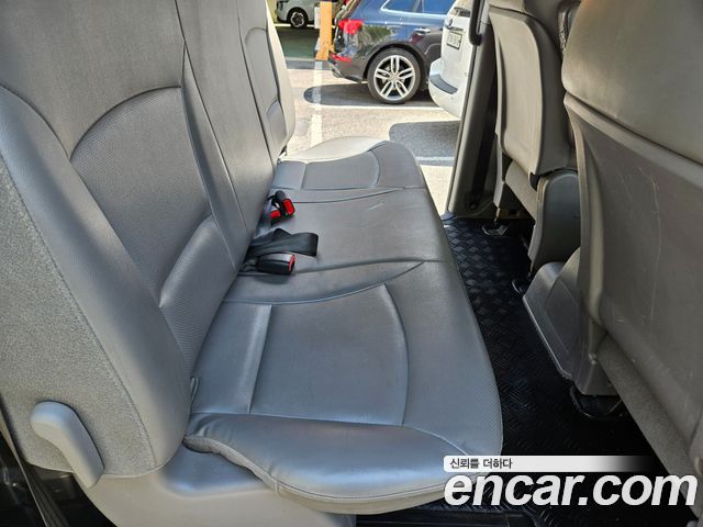 Hyundai Starex 2012 — photo 14