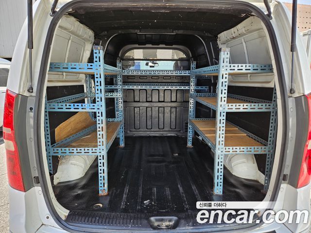 Hyundai Starex 2012 — photo 20